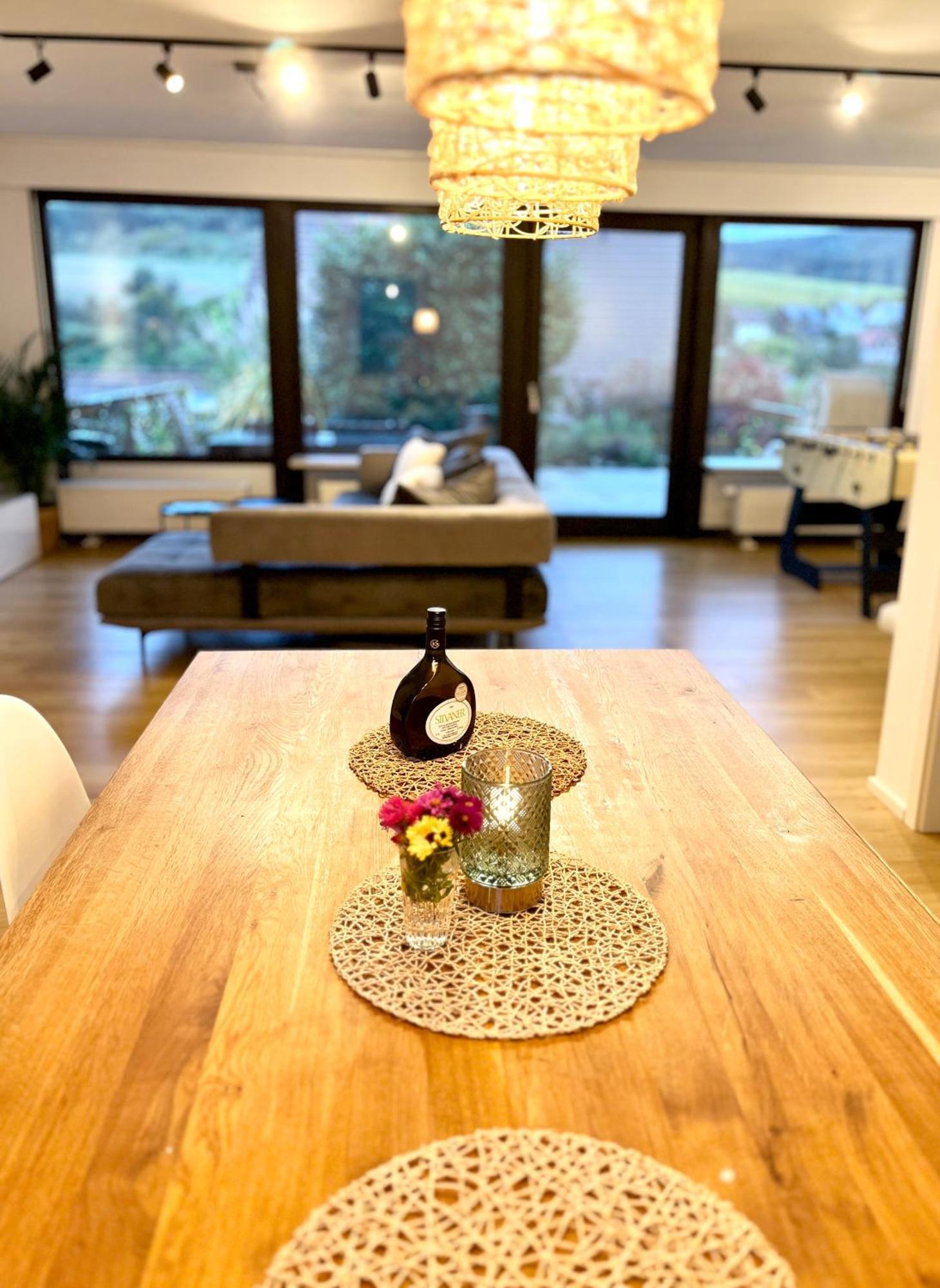 Ferienhaus Weinbergblick - Nahe Wuerzburg - 2 Schlafzimmer - Familienfreundlich - Terrasse Unterleinach Экстерьер фото